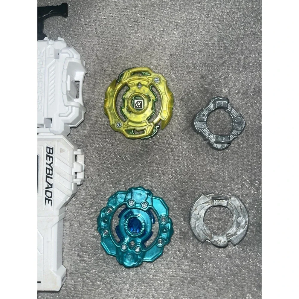 Beyblade Burst Lot Tomy Hasbro 2 Beys Egis Outer Quest Gargoyle G4 with Launcher